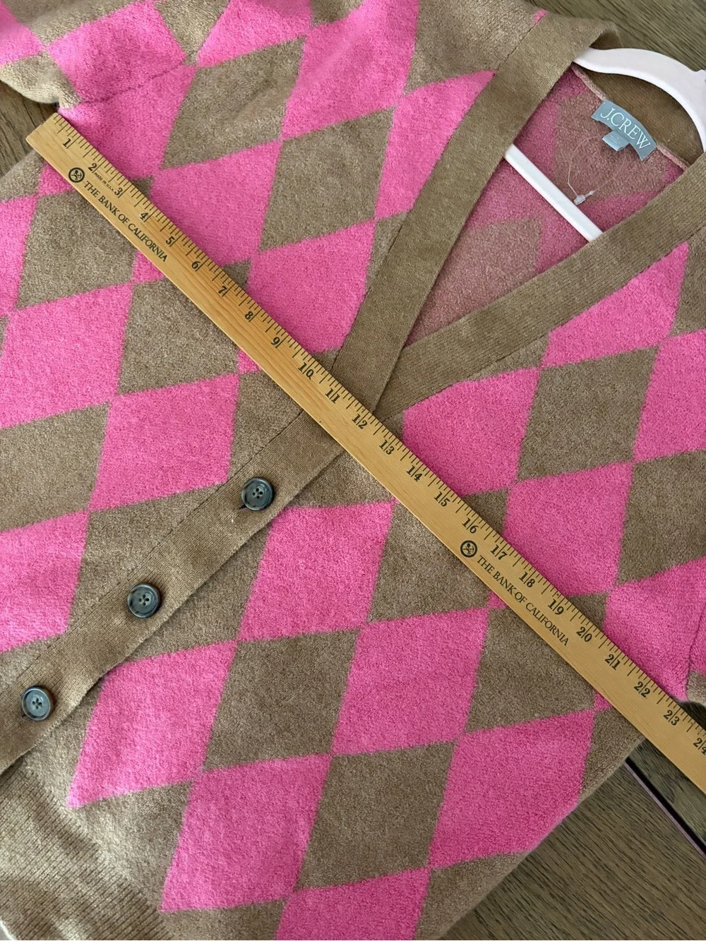 Like-new J. Crew Argyle V-neck cardigan sweater in Supersoft yarn Acorn Azalea